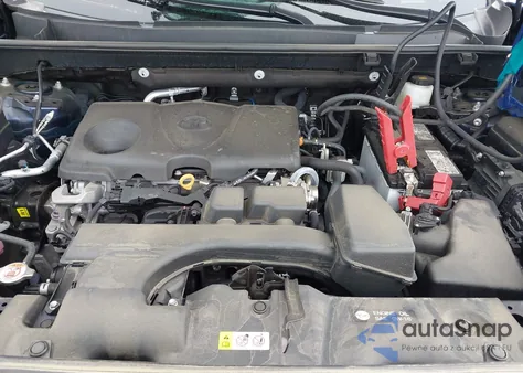 2022 Toyota Rav4 Xle z USA, uszkodzony, nr VIN 2T3P1RFV0NW311854